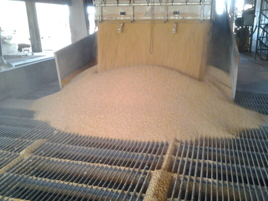 Módulos DustControl para controlar emissão de pó em moega rodoviária