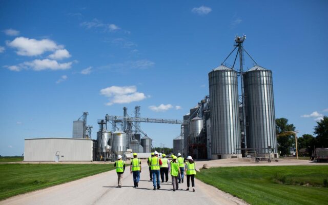 Pipeline Foods Bowbells ND Organic Facility with Wings DustControl system for controlling dust in receiving pit without filter